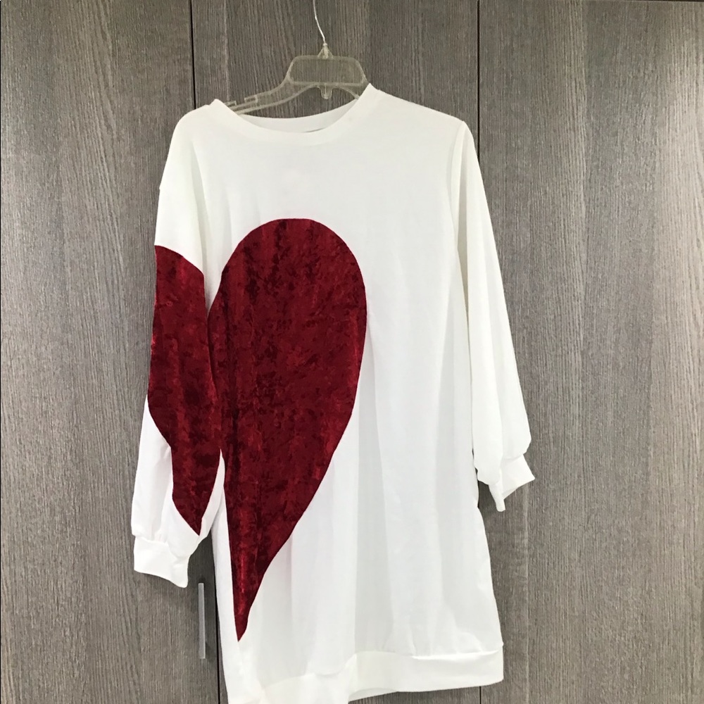 White dress with red heart print for woman